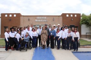 Agradece Janeth García Mazón a todos los organizadores, comités y equipos que trabajaron en la realización de las Fiestas Patronales, reconociendo su dedicación para que cada actividad se desarrollara con éxito y en un ambiente ordenado y familiar.