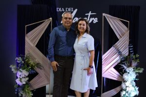 CON EMOTIVO FESTEJO CELEBRA JANETH GARCÍA MAZÓN EL DÍA DEL MAESTRO EN LA CABECERA MUNICIPAL